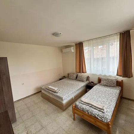 Pomorie Apartaments Апартаменти Поморіє
